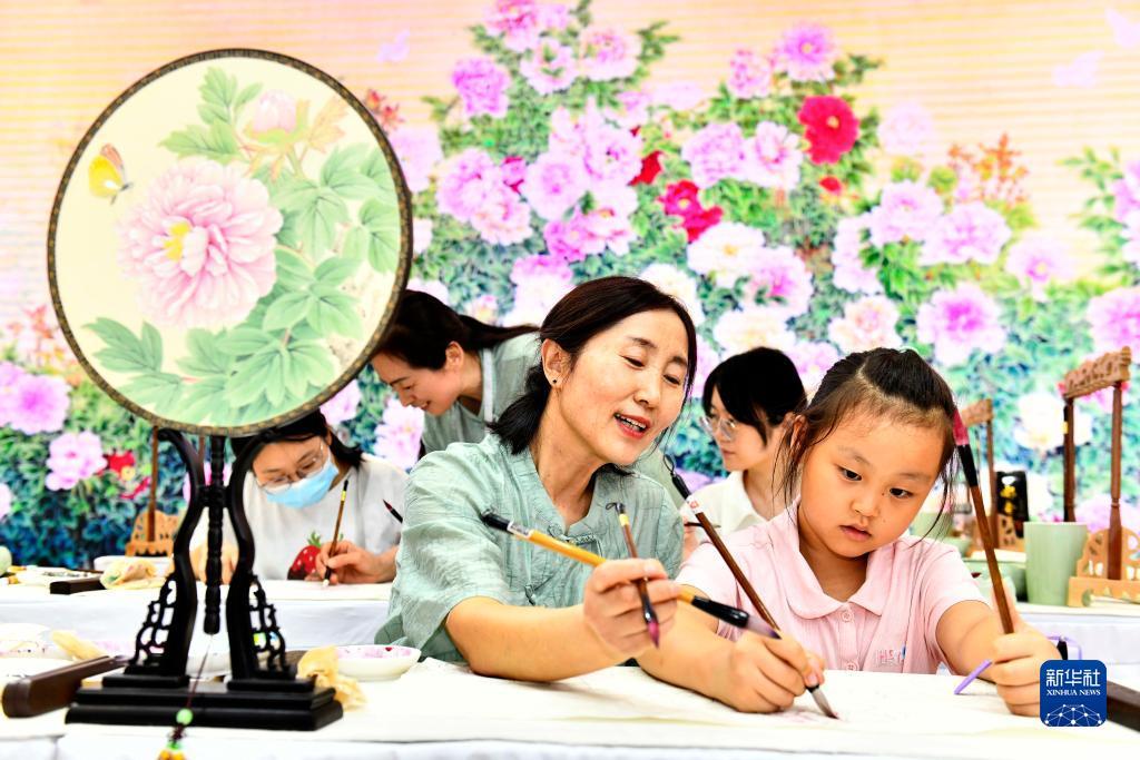 奔驰宝马的最佳压法